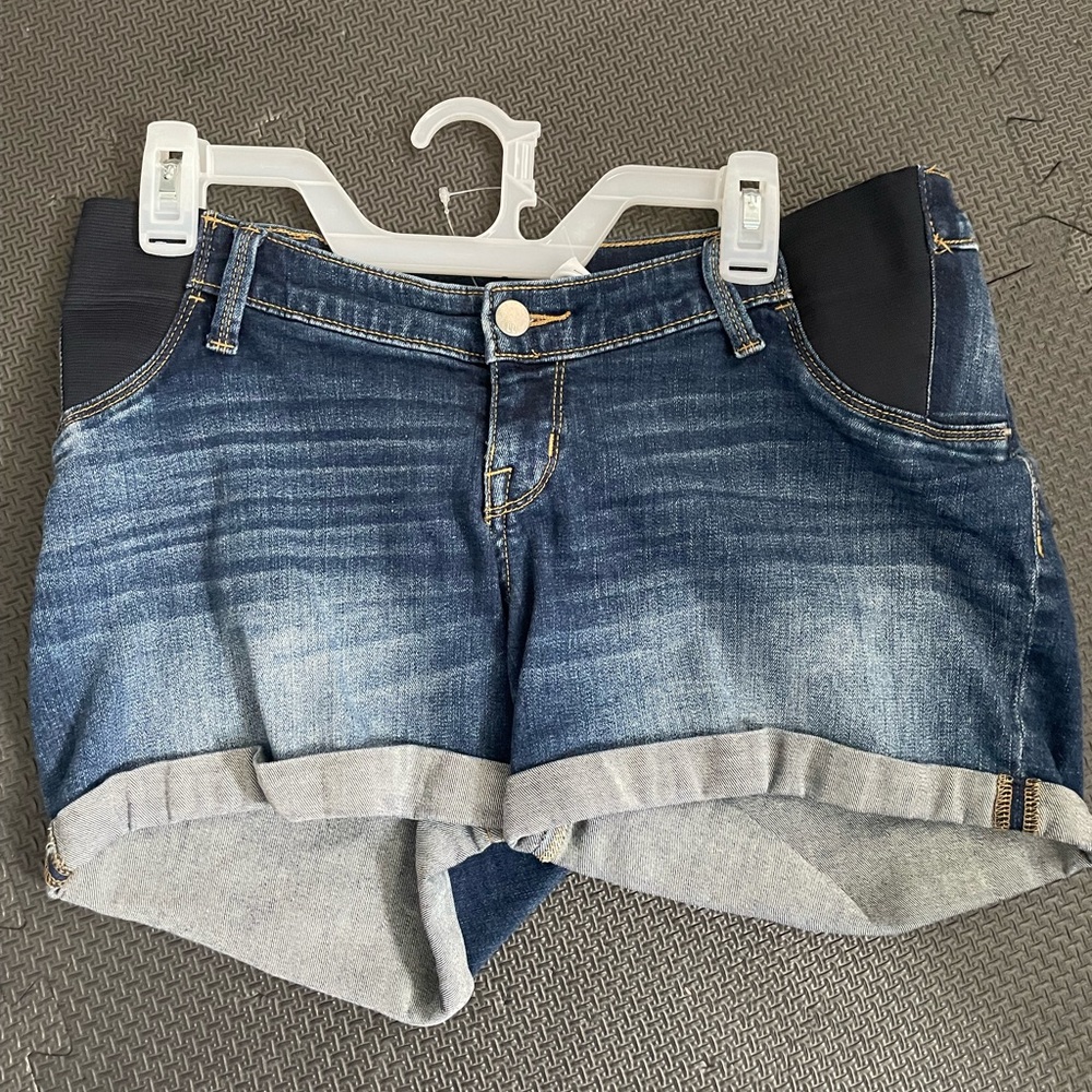 Liz Lange Maternity size small